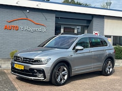 Volkswagen Tiguan - 1.4 TSI 150PK AUT 3x R-line pano trekh virtual led