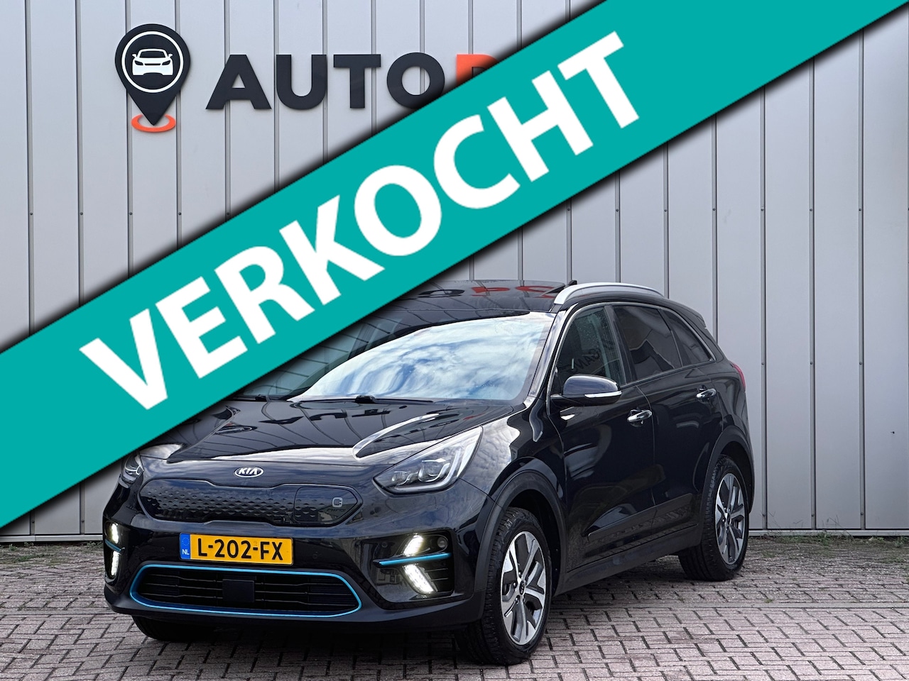 Kia e-Niro - ExecutiveLine 64 kWh PANO SOH 100% FASE 3 WARMTEPOMP DEALER OND - AutoWereld.nl