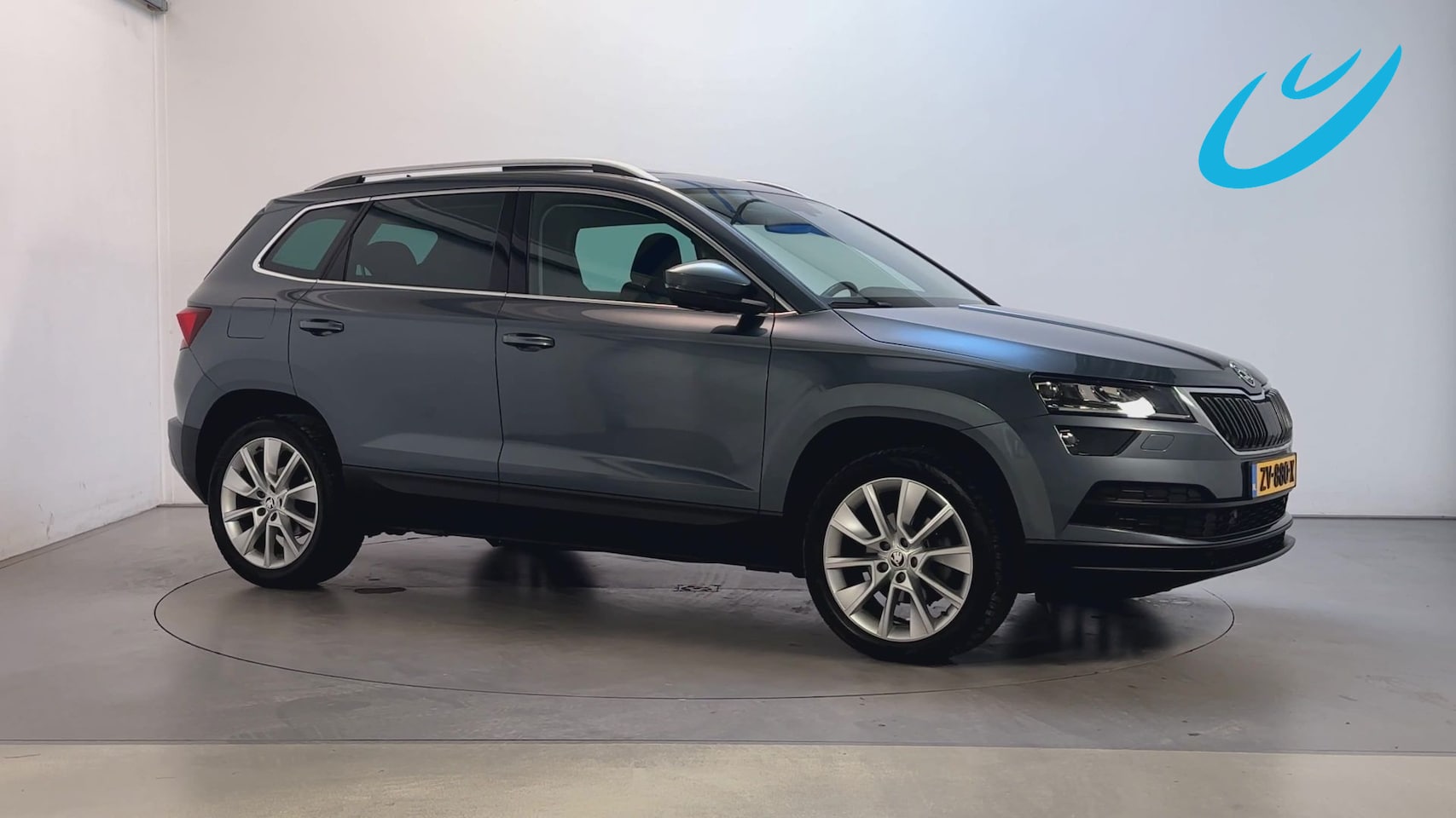 Skoda Karoq - 1.5 TSI 150pk DSG ACT Style Business Panoramadak Stoelverwarming Camera Sfeerverlichting - AutoWereld.nl
