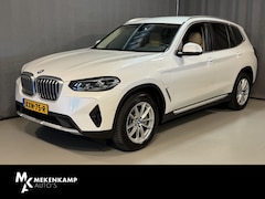 BMW X3 - xDrive30e 18"/Leder/Dodehoek/Camera/Keyless/LED/Navigatie