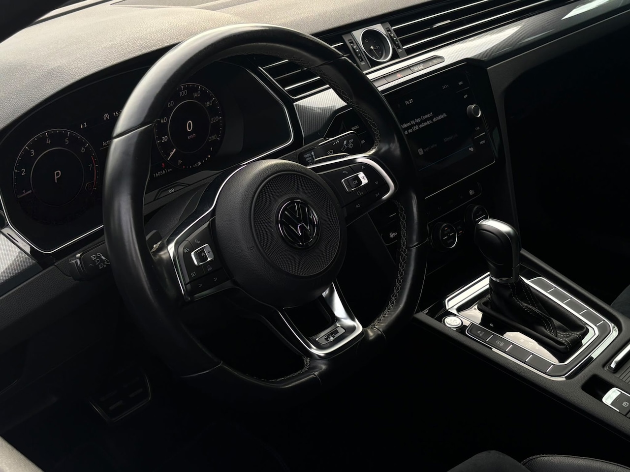 Volkswagen Arteon - 1.5 TSI Business R 1.5 TSI Business R