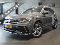 Volkswagen Tiguan - 1.5 TSI 2X R-line leer pano camera trekhaak 19 inch