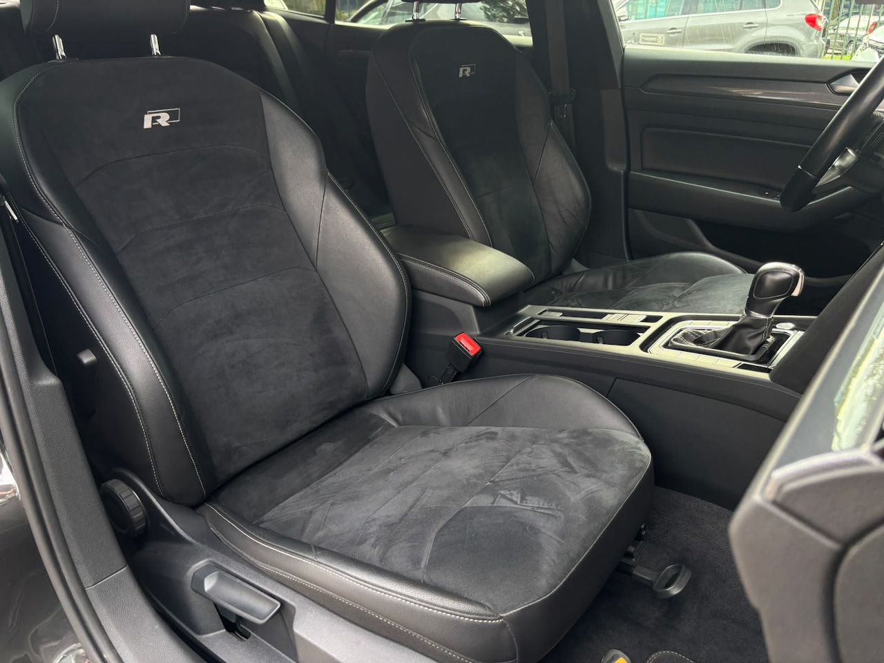 Volkswagen Arteon - 1.5 TSI Business R 1.5 TSI Business R