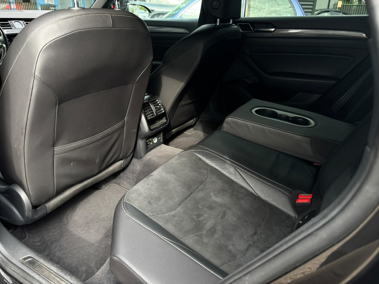 Volkswagen Arteon - 1.5 TSI Business R 1.5 TSI Business R
