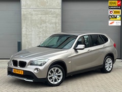 BMW X1 - SDrive18i 150pk 2011 Grijs NAP|CLIMA|STOELVERWARM|PDC