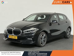 BMW 1-serie - 118i Executive Edition Navigatie Apple Carplay/Android Auto Adaptive Cruise Control Parkee
