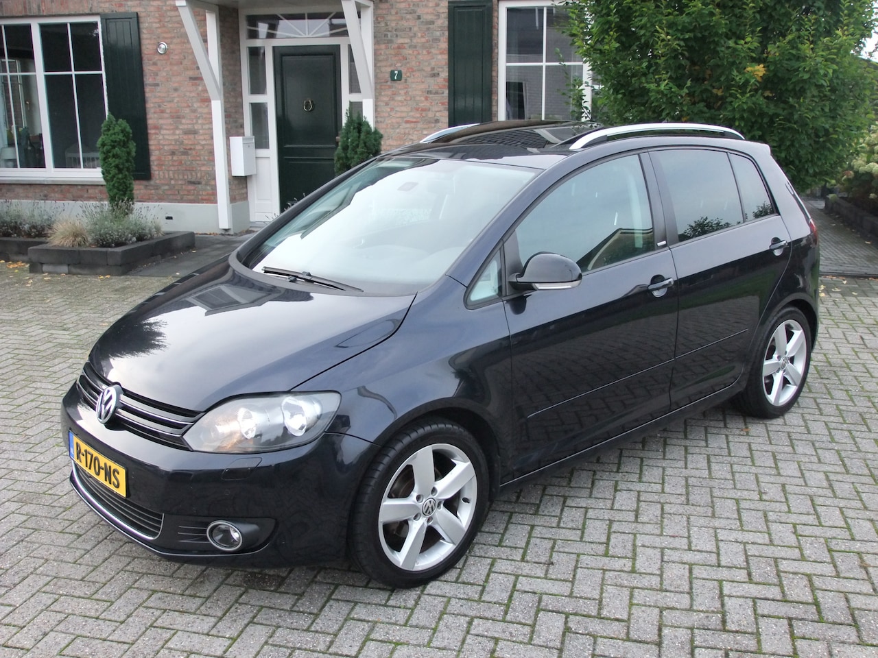 Volkswagen Golf Plus - 1.2 TSI Highline BlueMotion 1.2 TSI Highline BlueMotion , Pdc V+A , Schuifdak , Ecc, Cruise enz. - AutoWereld.nl