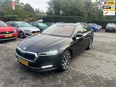 Skoda Octavia Combi - 1.0 e-TSI Business Edition Plus , automaat , pdc voor en achter , navigatie