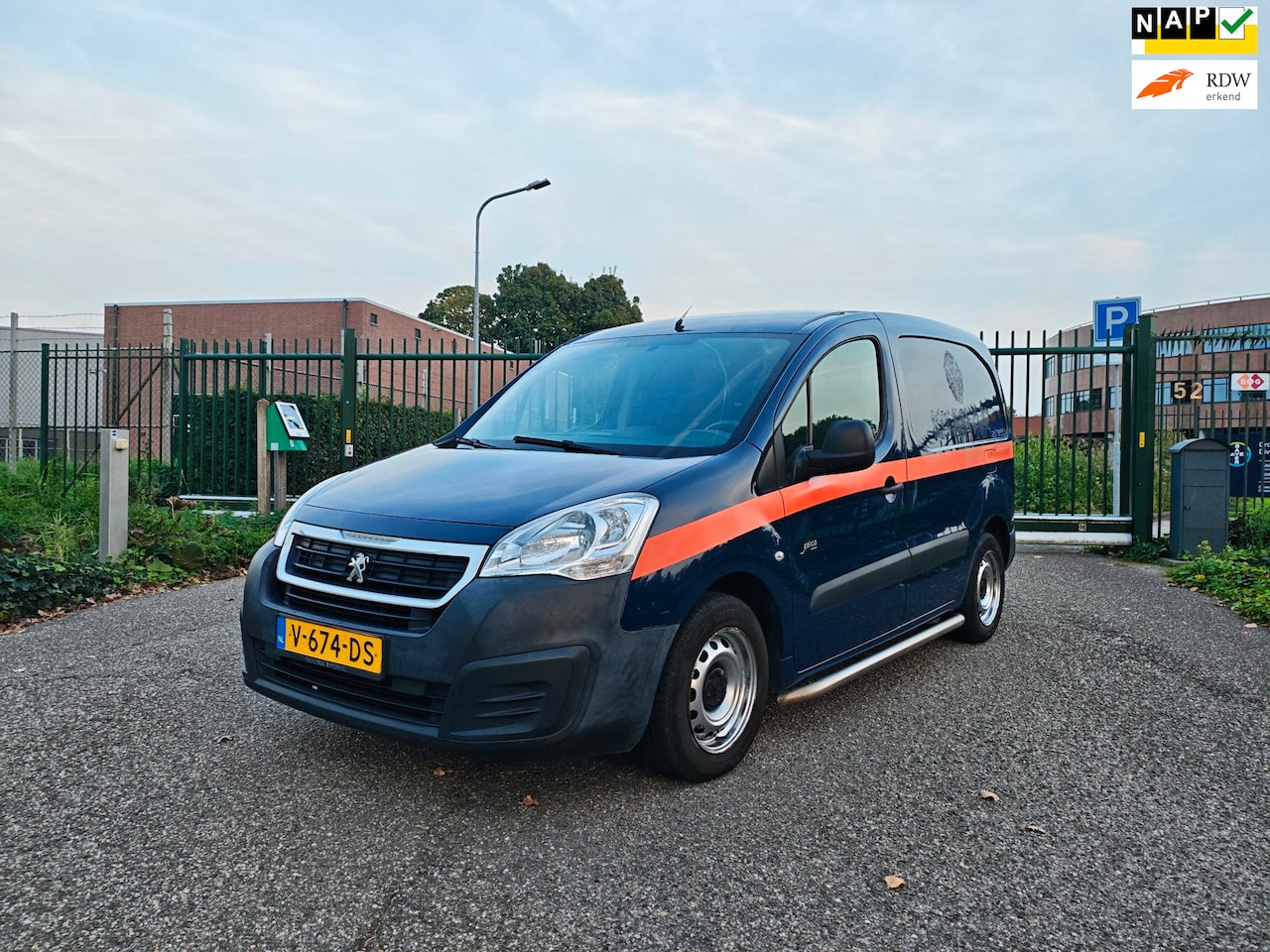 Peugeot Partner - 120 1.6 BlueHDi 75 L1 XR EURO6! Apk! Nap!!! - AutoWereld.nl