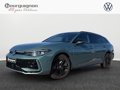 Volkswagen Passat Variant - 1.5 eHybrid R-Line Business | Trekhaak | Pano Dak | 5J Garantie | Black Style | 272Pk |