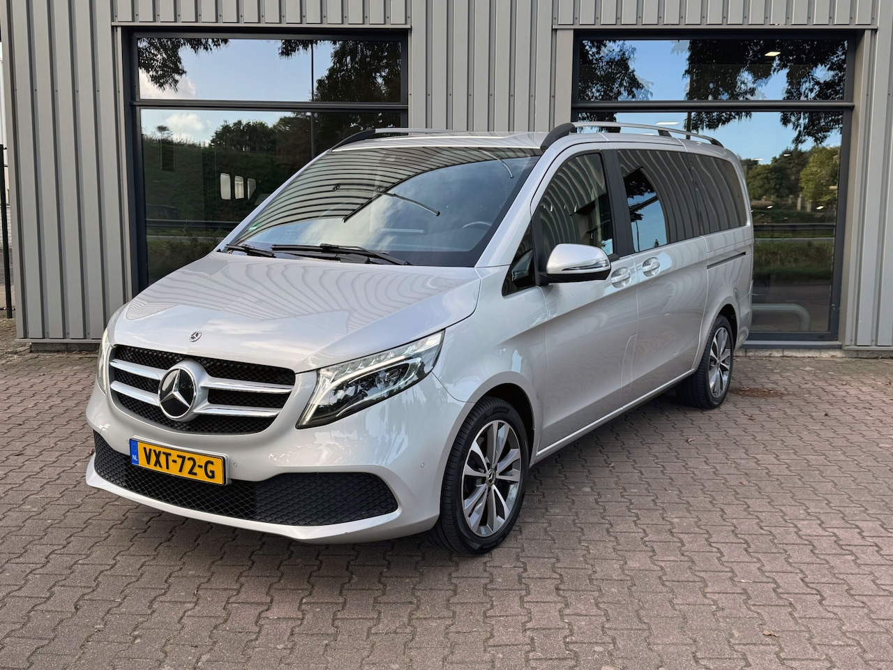Mercedes-Benz V-klasse - 300d L DC Airmatic luchtvering Standkachel Distronic Thermotronic Klasse3 Alarm Easypack 2 - AutoWereld.nl