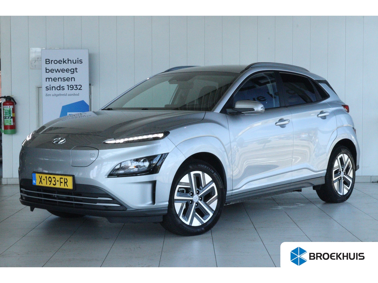 Hyundai Kona Electric - EV Pure 64 kWh | Apple Carplay/Android Auto | Camera | Stoelverwarming | Cruise Control | - AutoWereld.nl