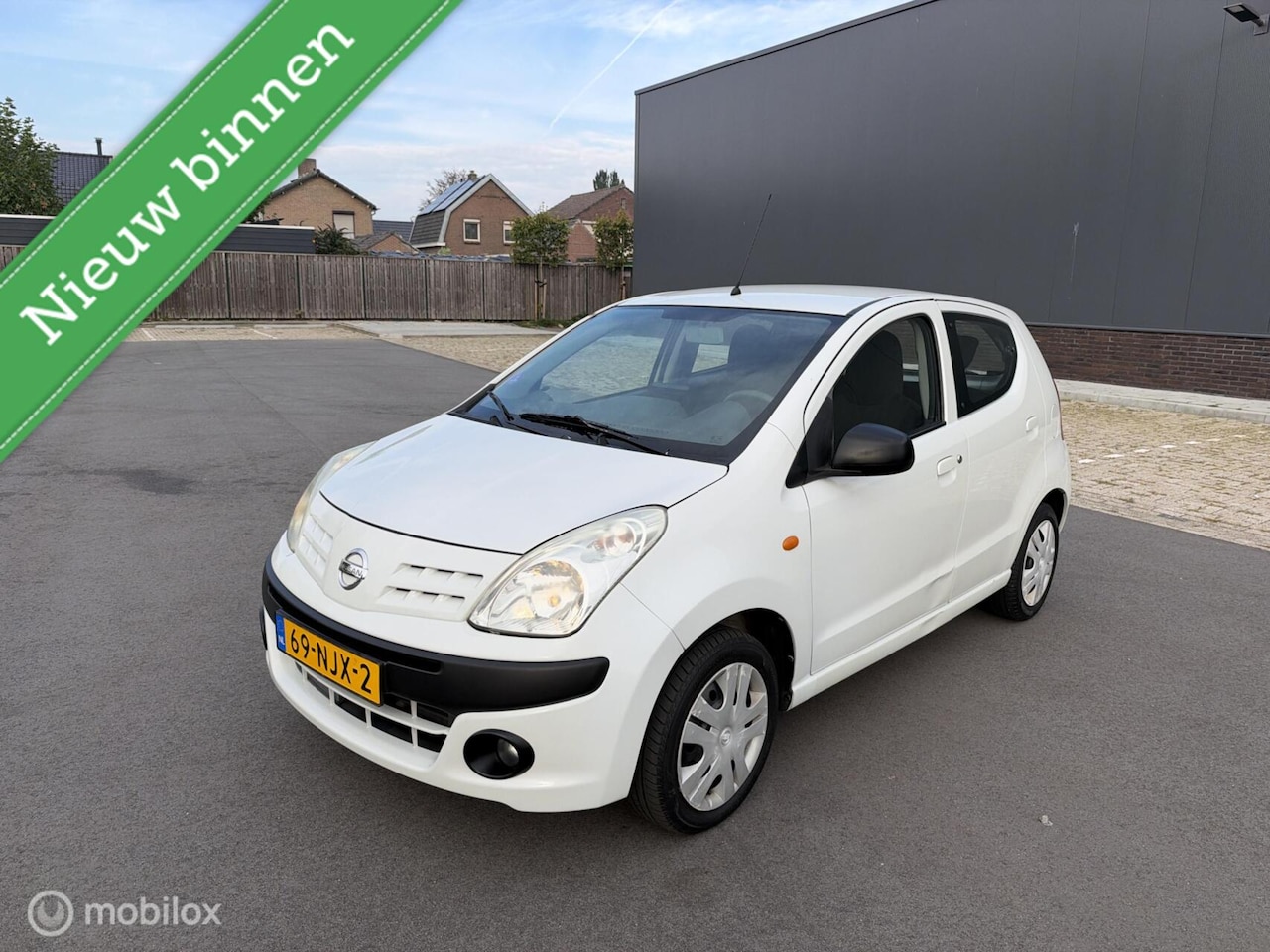 Nissan Pixo - 1.0 Look Nieuwe apk Weinig km Nap - AutoWereld.nl