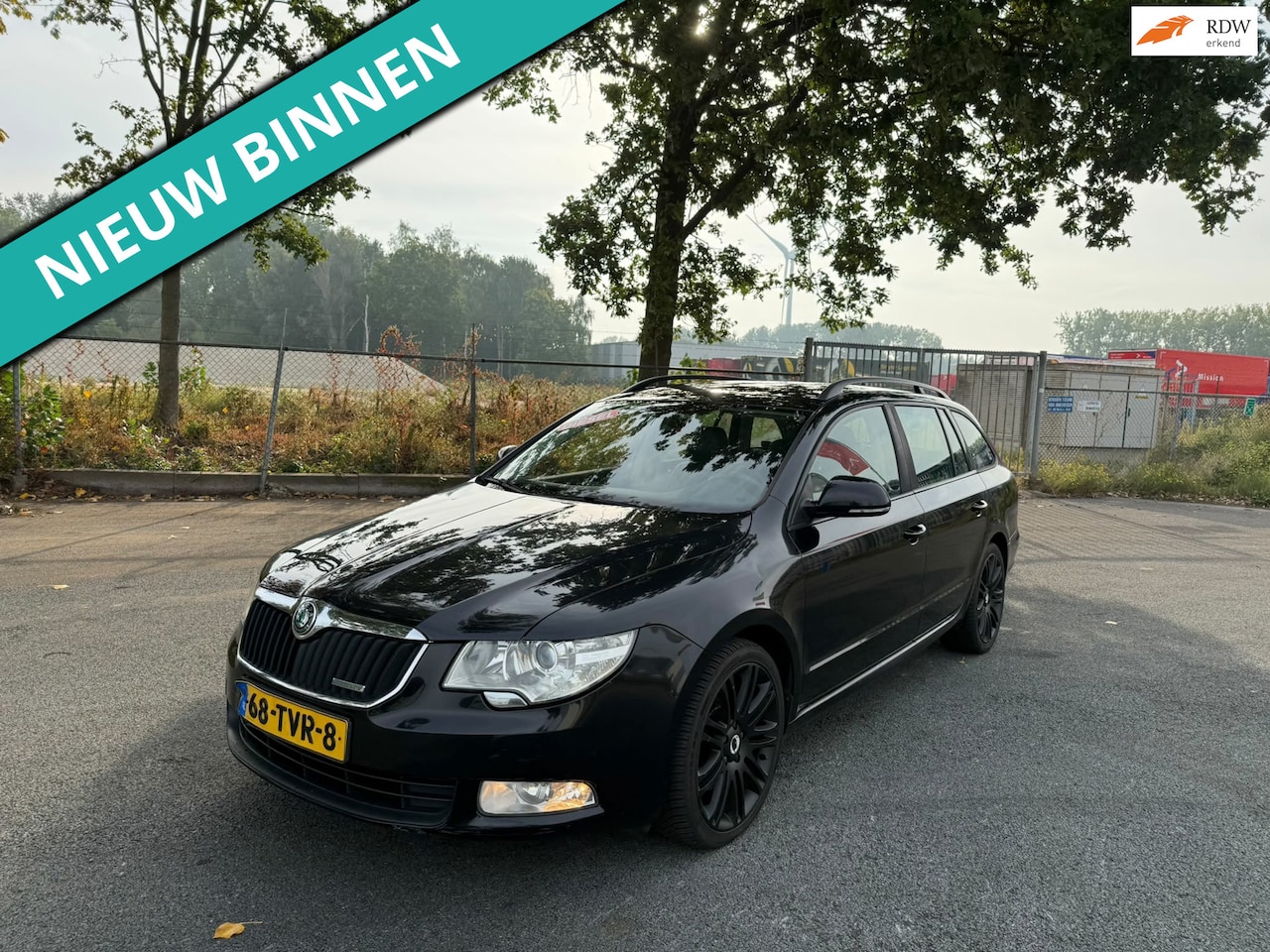 Skoda Superb Combi - 1.6 TDI Greenline Active Business Line 1.6 TDI Greenline Active Business Line - AutoWereld.nl