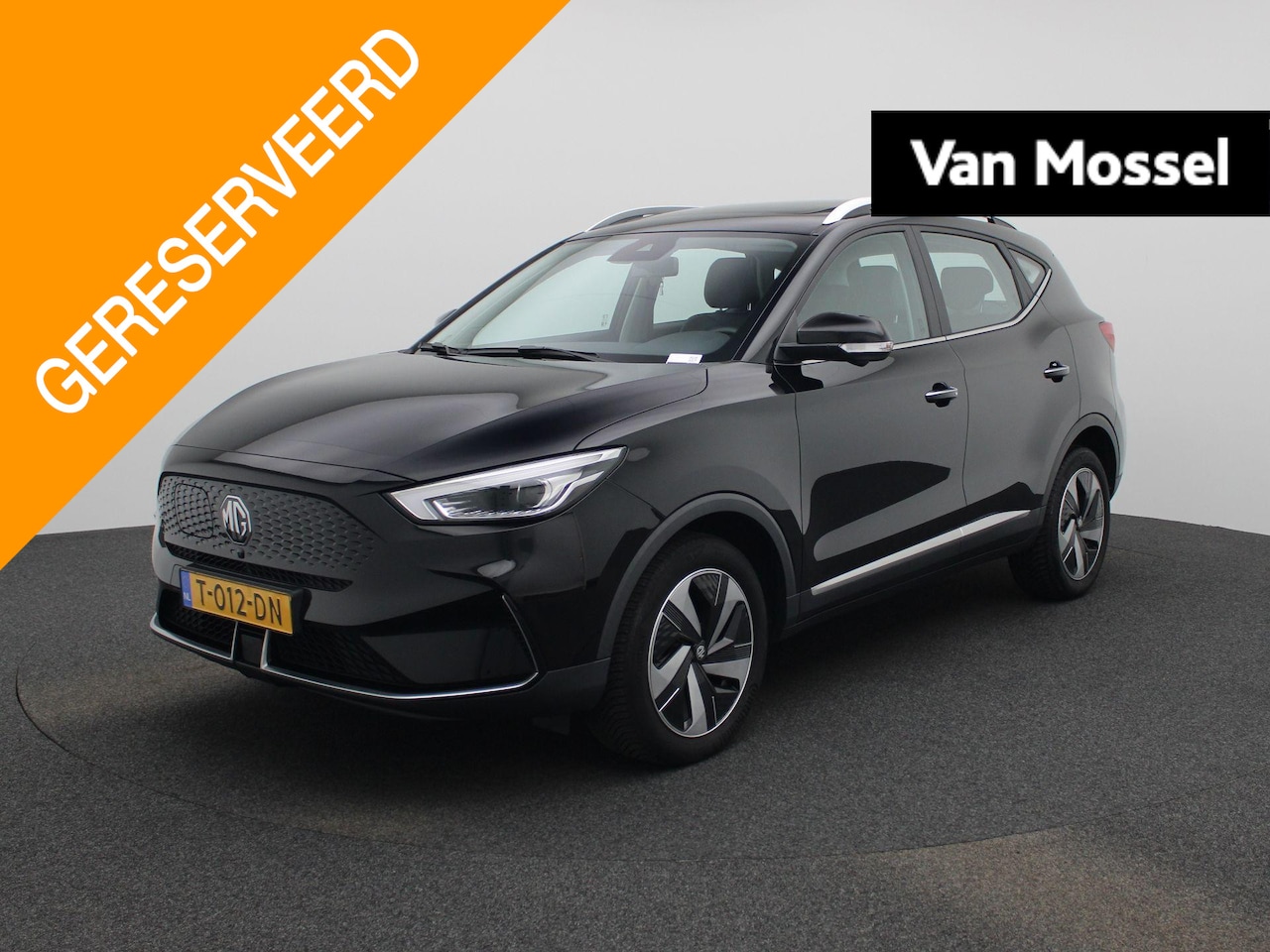 MG MG ZS EV - Long Range Luxury 70 kWh | kunstlederen bekleding | LED koplampen | Panorama dak | Stoelve - AutoWereld.nl