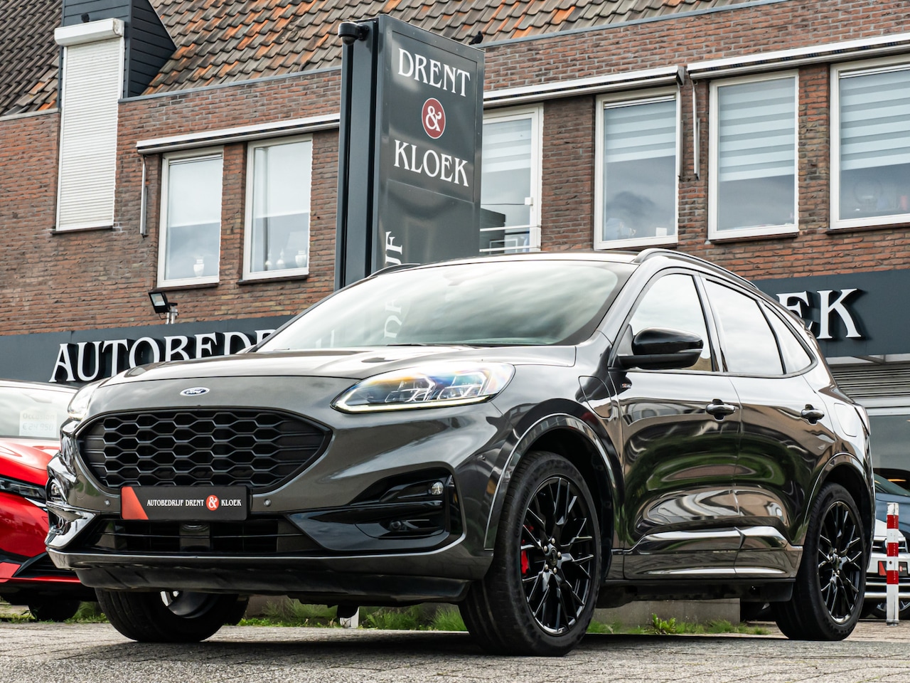 Ford Kuga - 2.5 PHEV ST-Line X BLACK PACK 20 INCH B&O AUDIO CAMERA VIRTUAL DASH - AutoWereld.nl