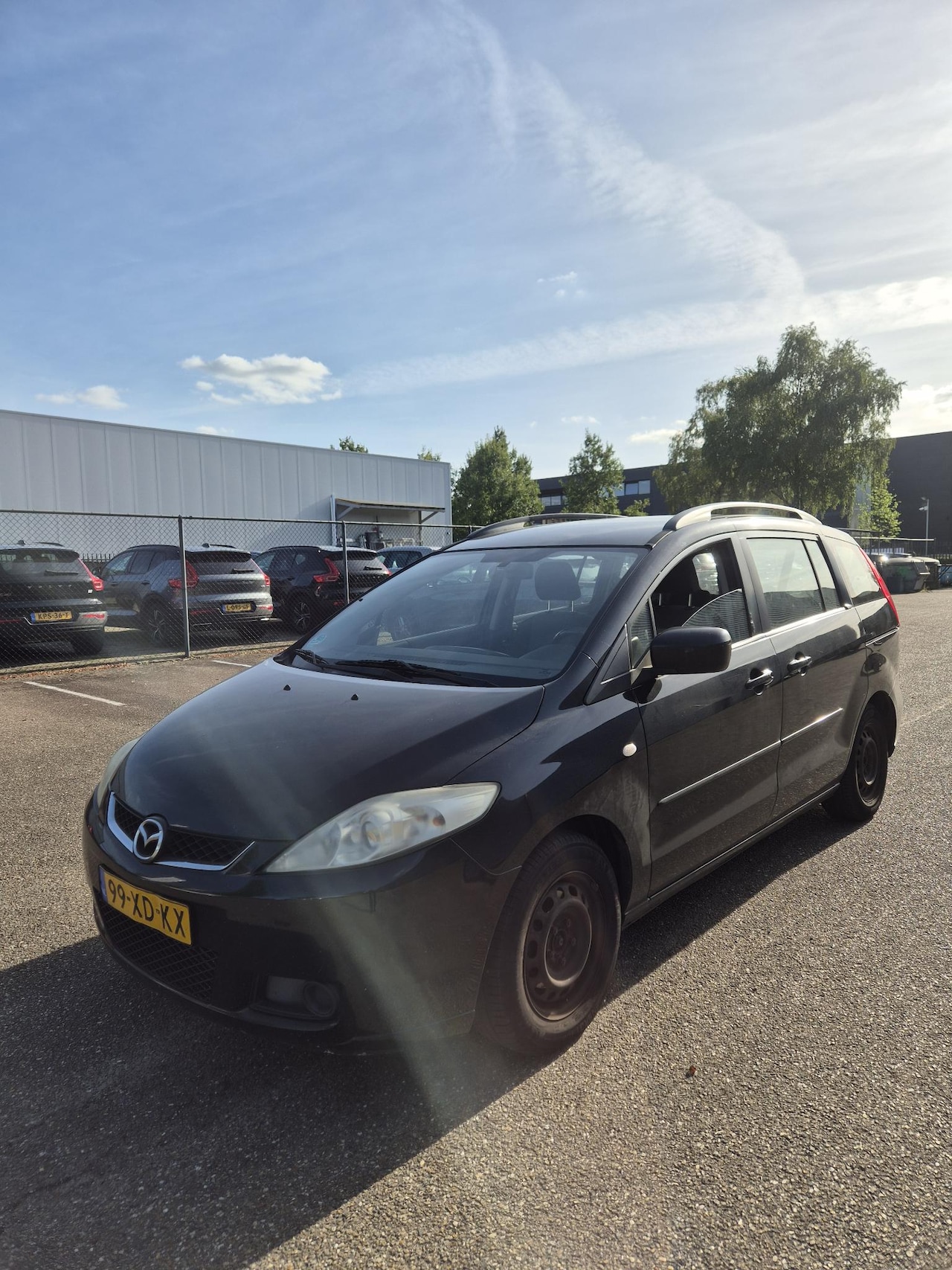 Mazda 5 - 2.0 CiTD Touring Export/handel/B2B/MegaRun/CarbageRun etc. - AutoWereld.nl