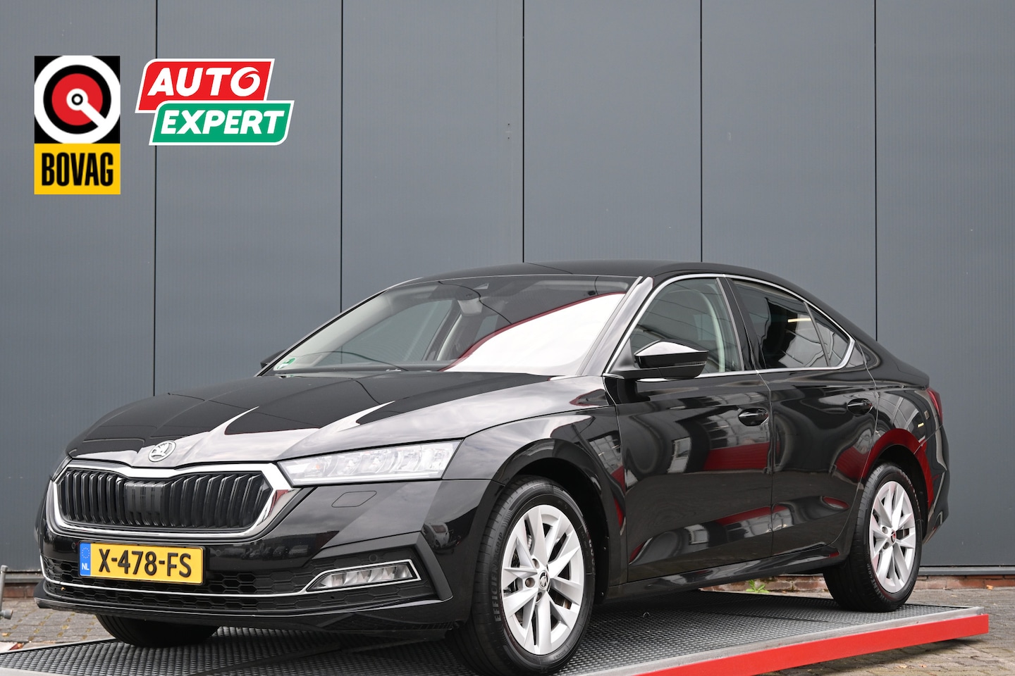 Skoda Octavia - 1.0 e-TSI Business Edition Plus 1.0 e-TSI Business Edition Plus trekhaak - AutoWereld.nl