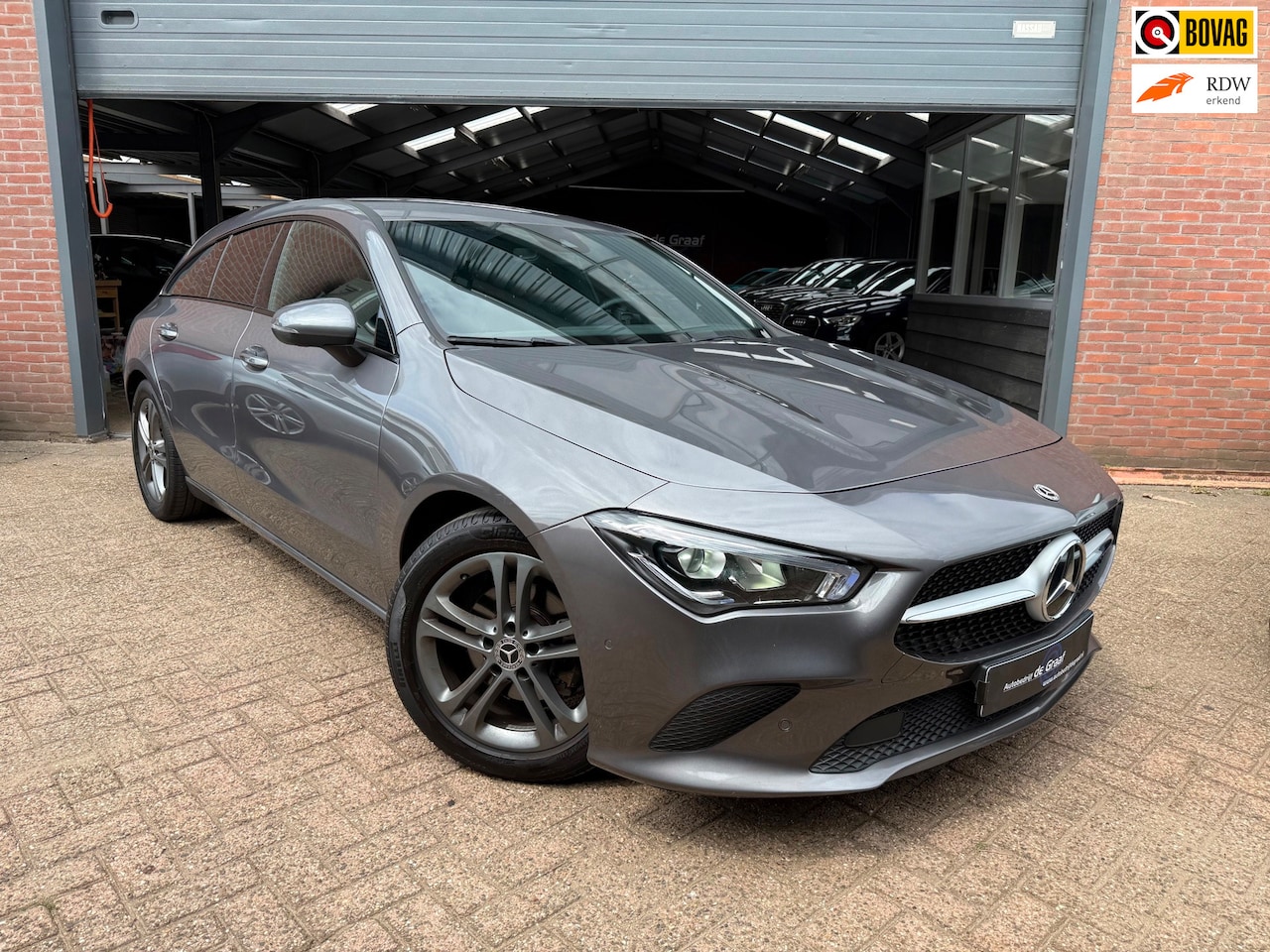 Mercedes-Benz CLA-klasse Shooting Brake - 180 AUTOMAAT|CRUISE/CAMERA/PDC/BLACK - AutoWereld.nl