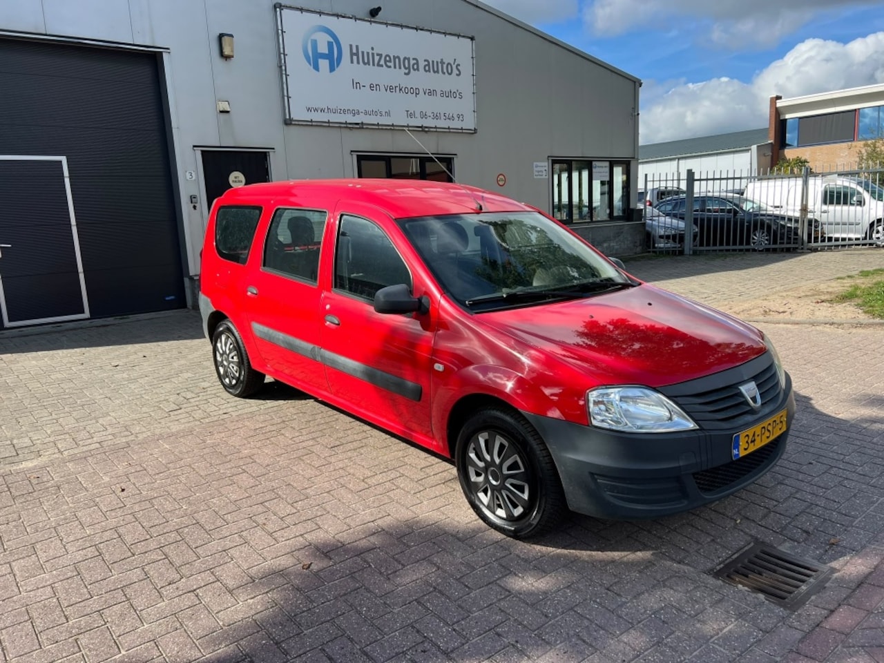 Dacia Logan MCV - 1.6 MPI| BJ:2011| EXPORT! - AutoWereld.nl