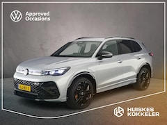 Volkswagen Tiguan - R-Line Edition 1.5 TSI eHybrid 204pk DSG Automaat Trekhaak, Black Style, Adaptive cruise c