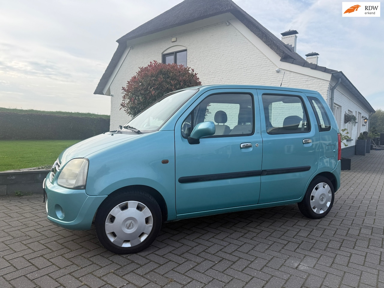 Opel Agila - 1.0-12V / Bj: 2006 / Airco / apk tot 05-2027! - AutoWereld.nl