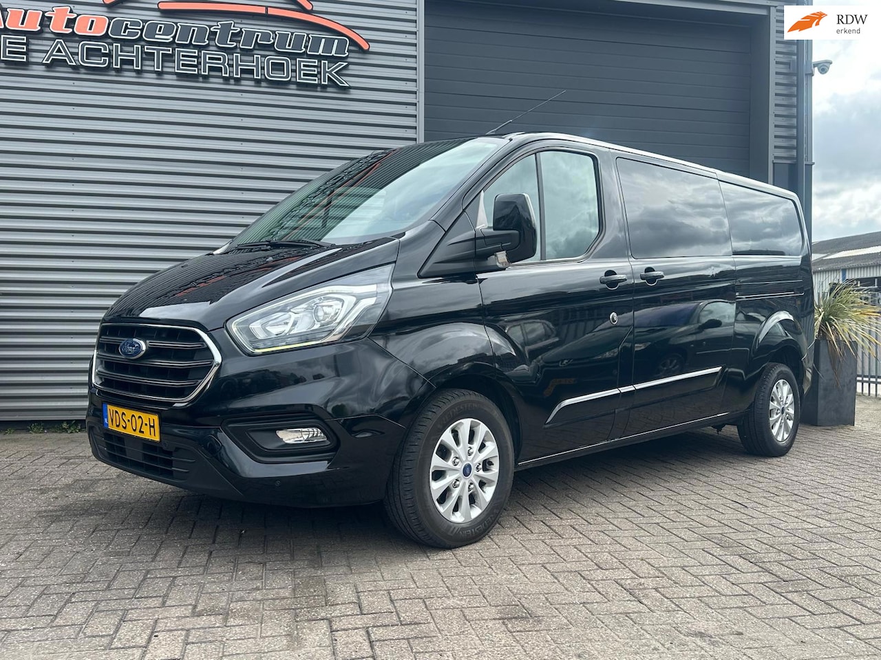Ford Transit Custom - 320 2.0 TDCI L2H1 Limited Dubbel cabine | Automaat | 6 persoons!! - AutoWereld.nl
