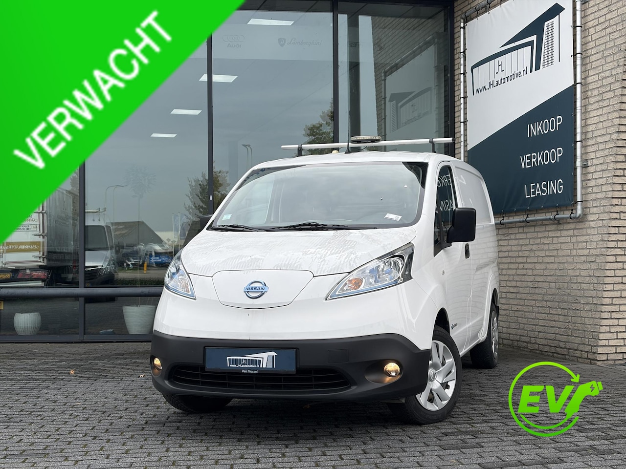 Nissan e-NV200 - Visia 40 KW/H*HAAK*ECC*KEYLESS*TEL* - AutoWereld.nl