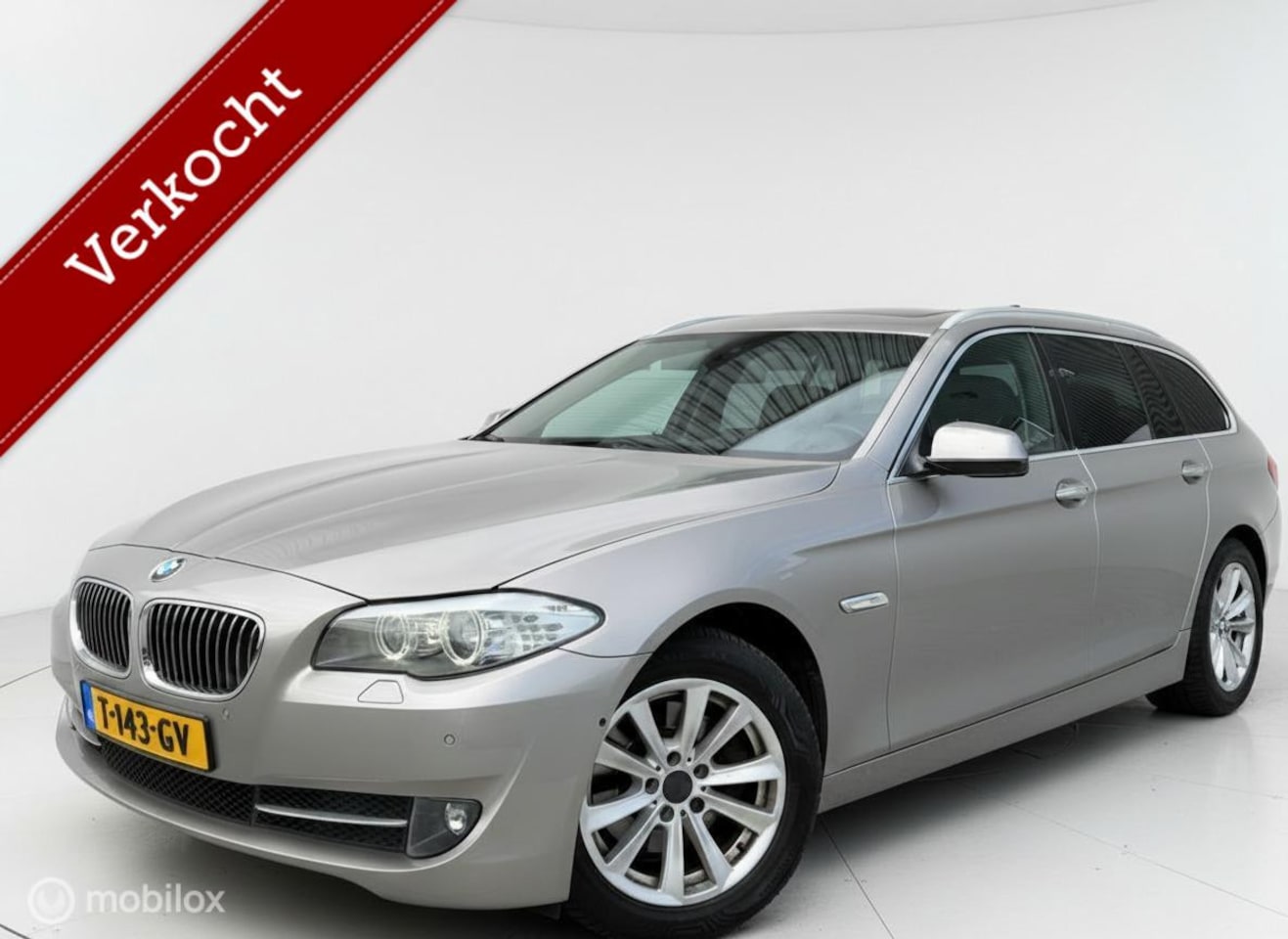 BMW 5-serie Touring - 520i High Executive Xenon HUD 360 Camera Trekhaak Acc MOTORSCHADE !! - AutoWereld.nl
