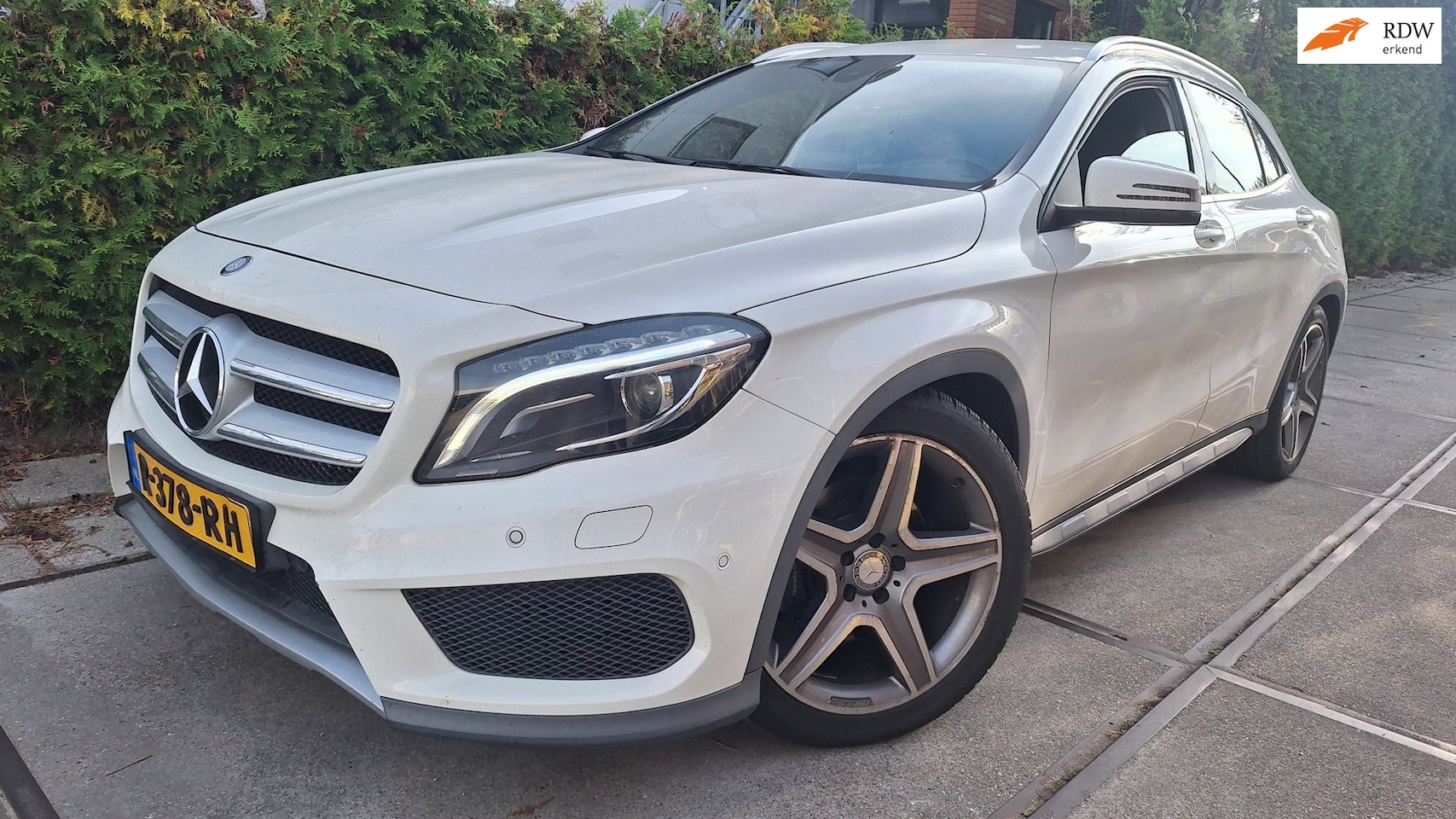 Mercedes-Benz GLA-Klasse - 220 d 4Matic Business 220 d 4Matic Business ( motor niet goed!!!) - AutoWereld.nl