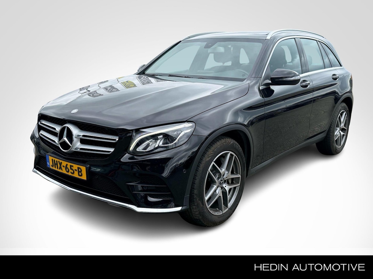 Mercedes-Benz GLC-klasse - GLC 250 Automaat 4MATIC AMG Line | Panoramadak | LED | Stoelverwarming | Parkeerpakket met - AutoWereld.nl