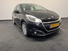 Peugeot 208 - Signature 1.2 PureTech Cruise control Airco Navigatie
