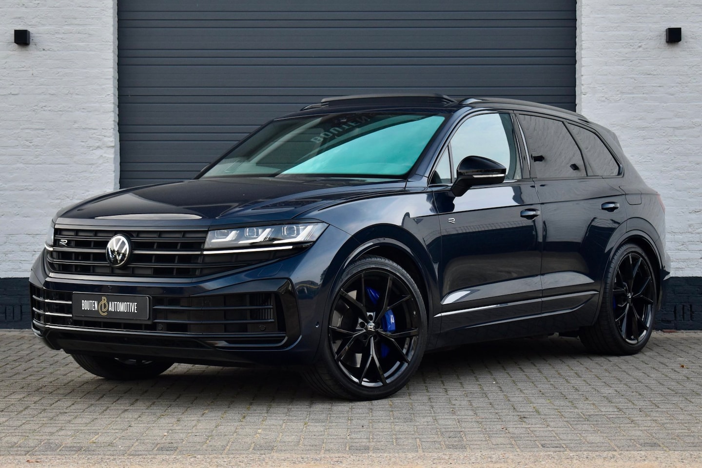 Volkswagen Touareg - 3.0 TSi eHybrid 4MOTION R Edition|Pano|Massage|Puglia| - AutoWereld.nl