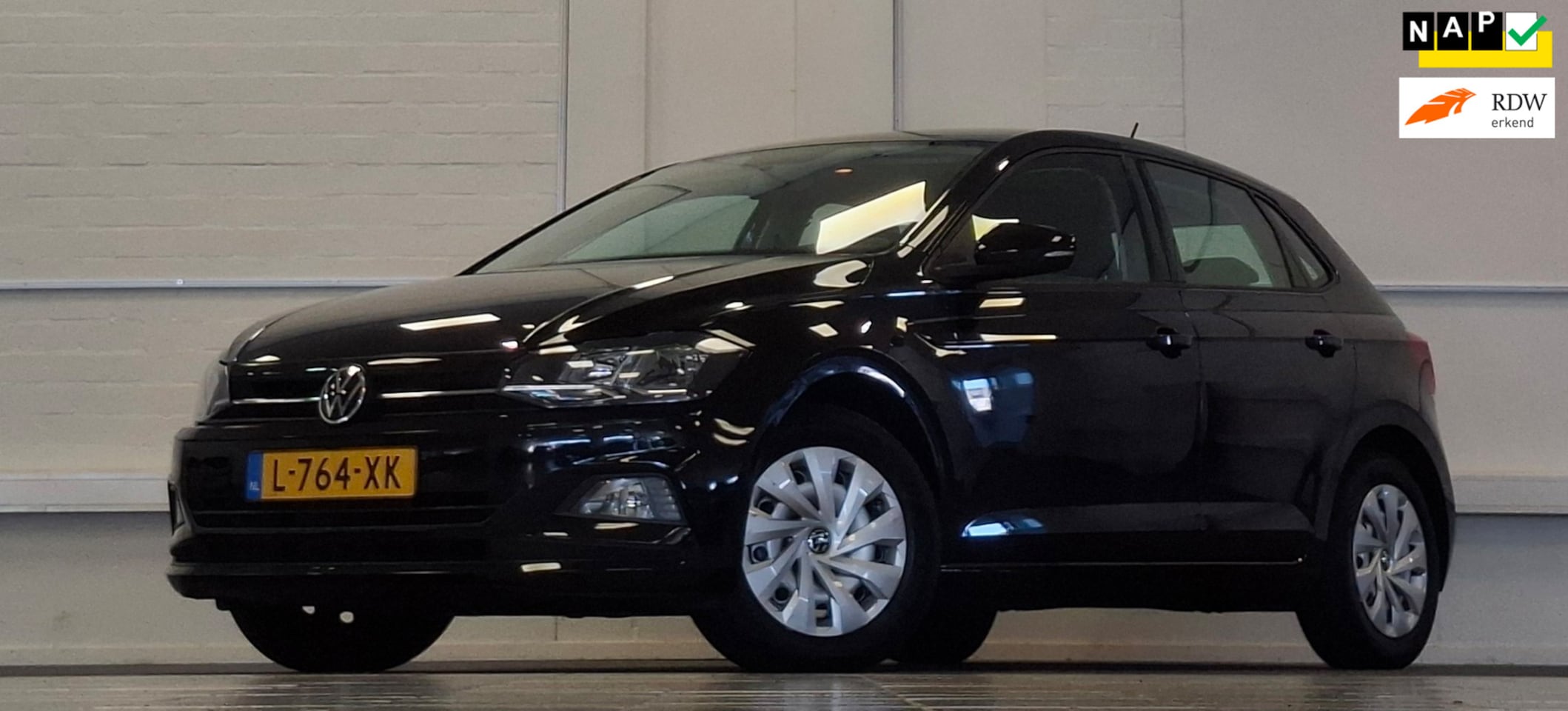 Volkswagen Polo - 1.0 TSI Comfortline 1e Eigenaar Trekhaak Navigatie Mooi! - AutoWereld.nl