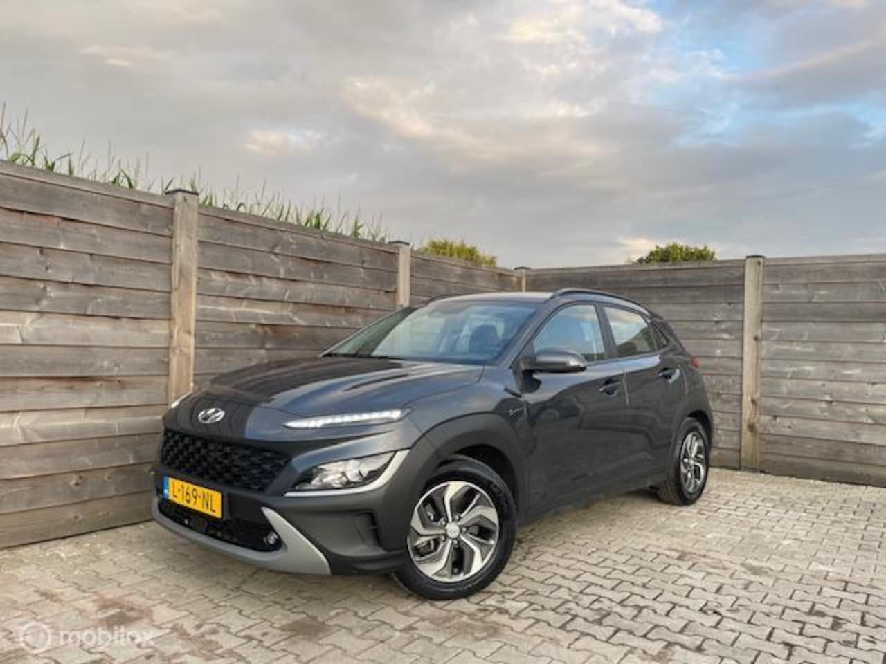 Hyundai Kona - 1.6 GDI HEV Comfort Smart Hybrid - AutoWereld.nl