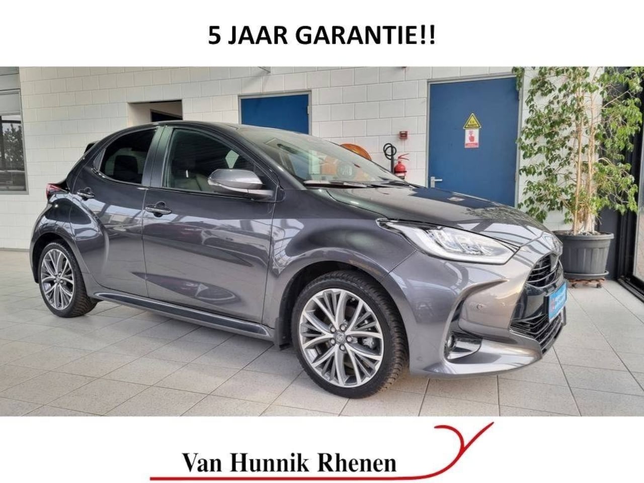 Toyota Yaris - 1.5 130 Executive | Dodehoek | HUD | Stoelverw | Parksens V+A | - AutoWereld.nl