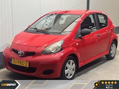 Toyota Aygo - 1.0-12V Access Blanke lak laat een beetje los