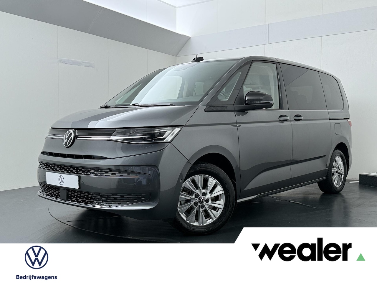 Volkswagen Multivan - 1.4 eHybrid L2H1 Energetic | 218 PK | SoH % | 7-Zitter | Panoramadak | Matrix LED | Keyles - AutoWereld.nl