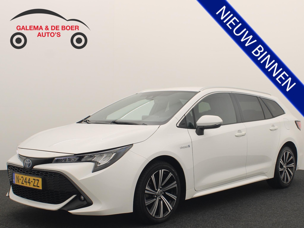 Toyota Corolla Touring Sports - 1.8 Hybrid Business Plus STOELVERW / FULL LED / CAMERA / KEYLESS / CLIMA / BLUETOOTH / ACC - AutoWereld.nl