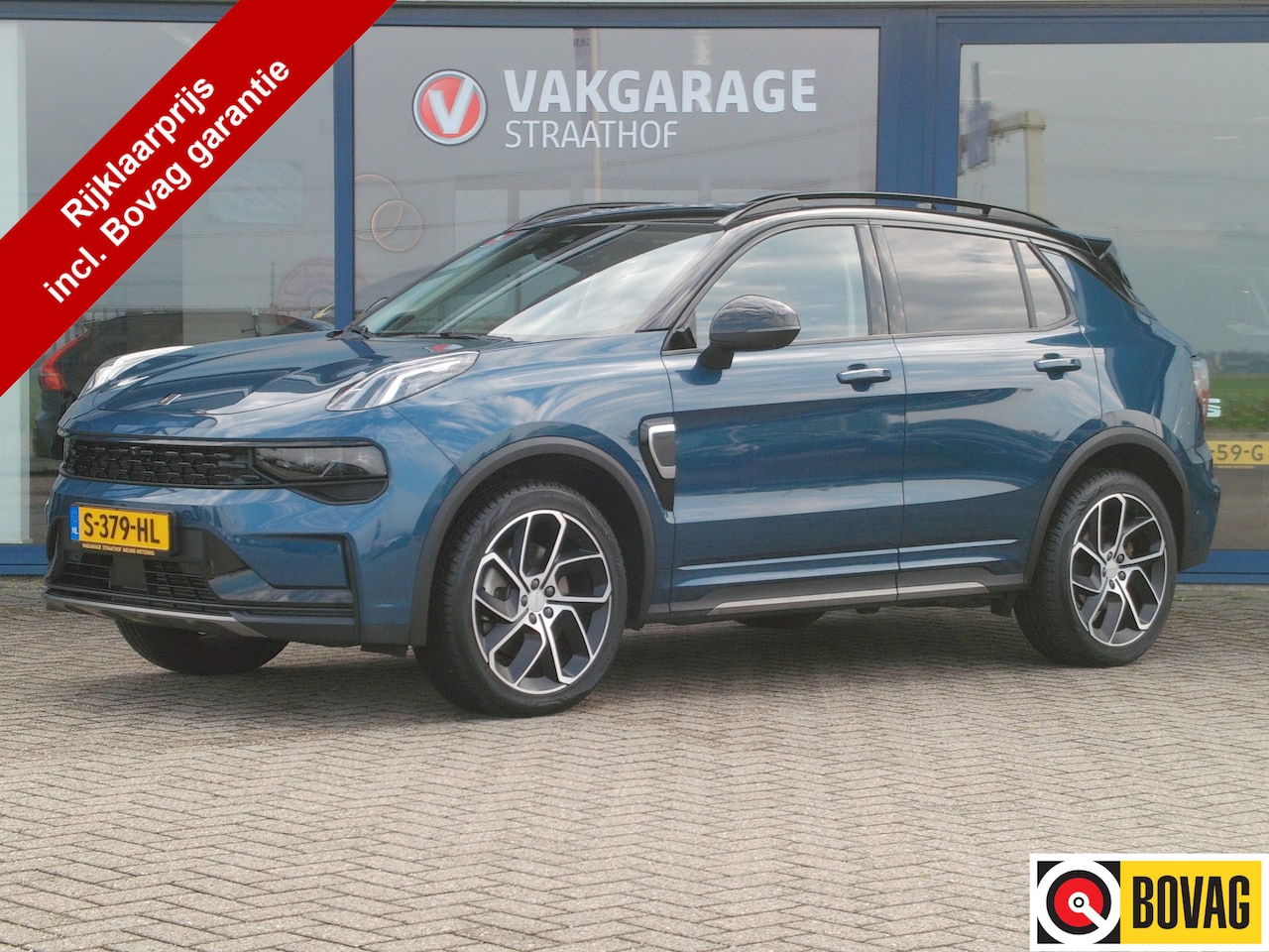 Lynk & Co 01 - 1.5 1.5, Black Style / Full LED / Elektr. Schuifdak / Camera 360 + Sensoren / Carplay + Androi - AutoWereld.nl