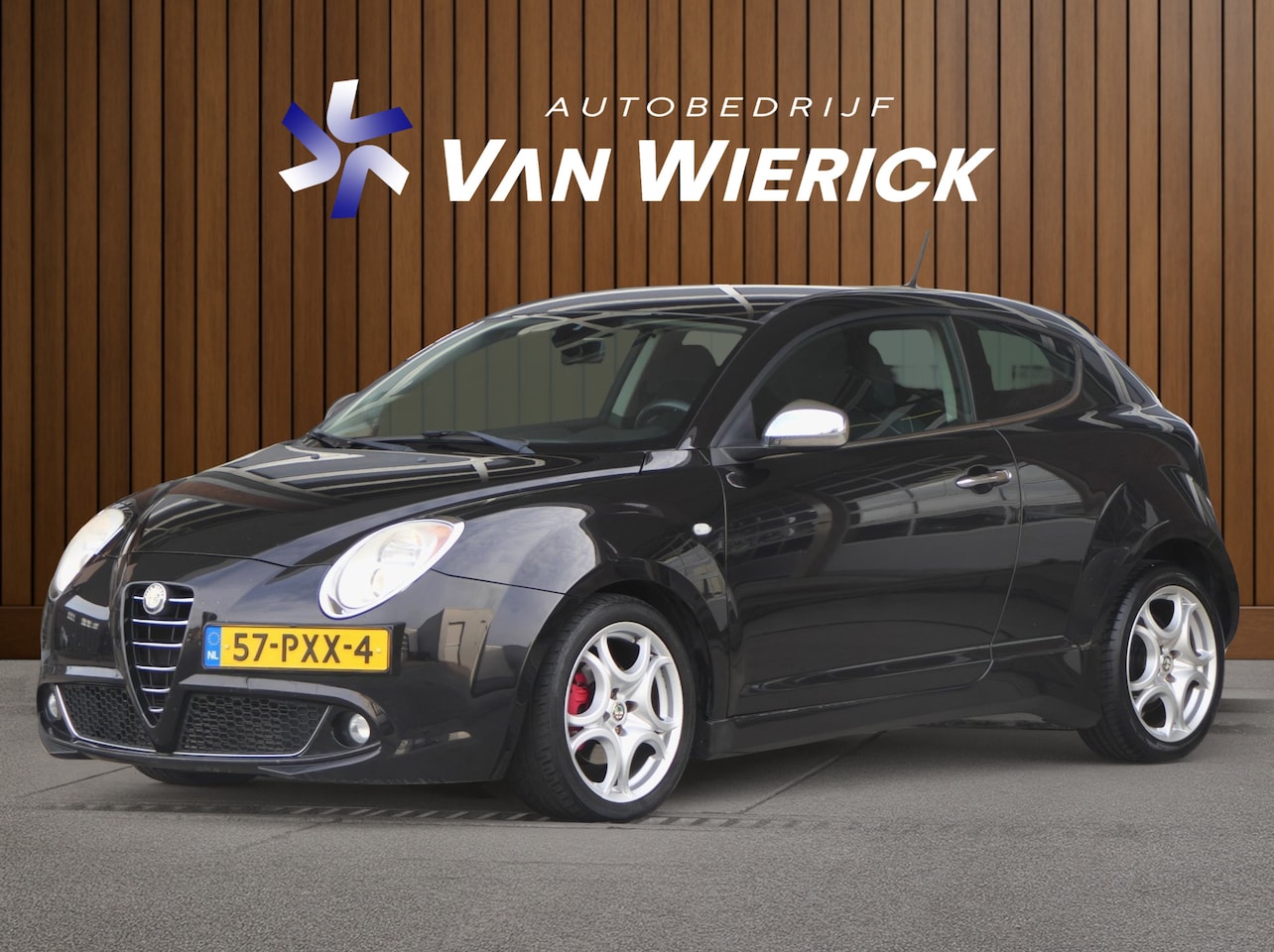Alfa Romeo MiTo - 1.4 T Distinctive Automaat 135PK | Nieuwe Distributieriem | Clima | Bluetooth | LM Velgen - AutoWereld.nl