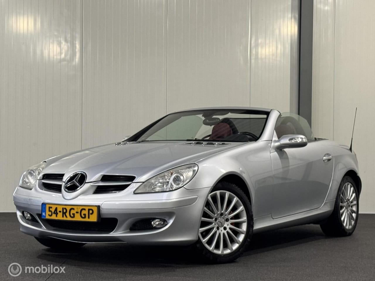 Mercedes-Benz SLK-klasse - 200 K. Automaat [ NAP leder airscarf nw.ketting ] - AutoWereld.nl