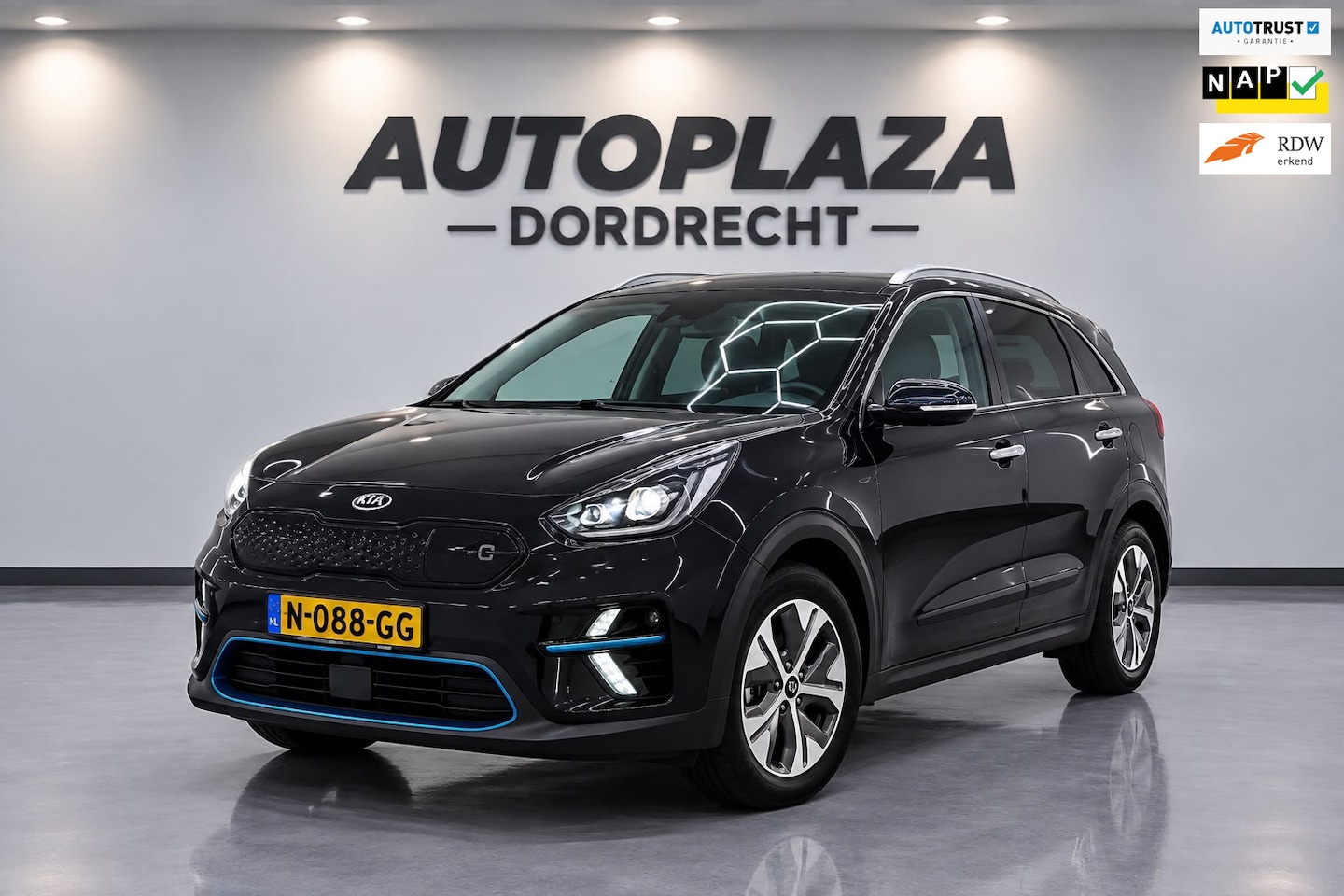 Kia e-Niro - DynamicPlusLine 64 kWh|SOH98%|Pano|DealerOnderh - AutoWereld.nl
