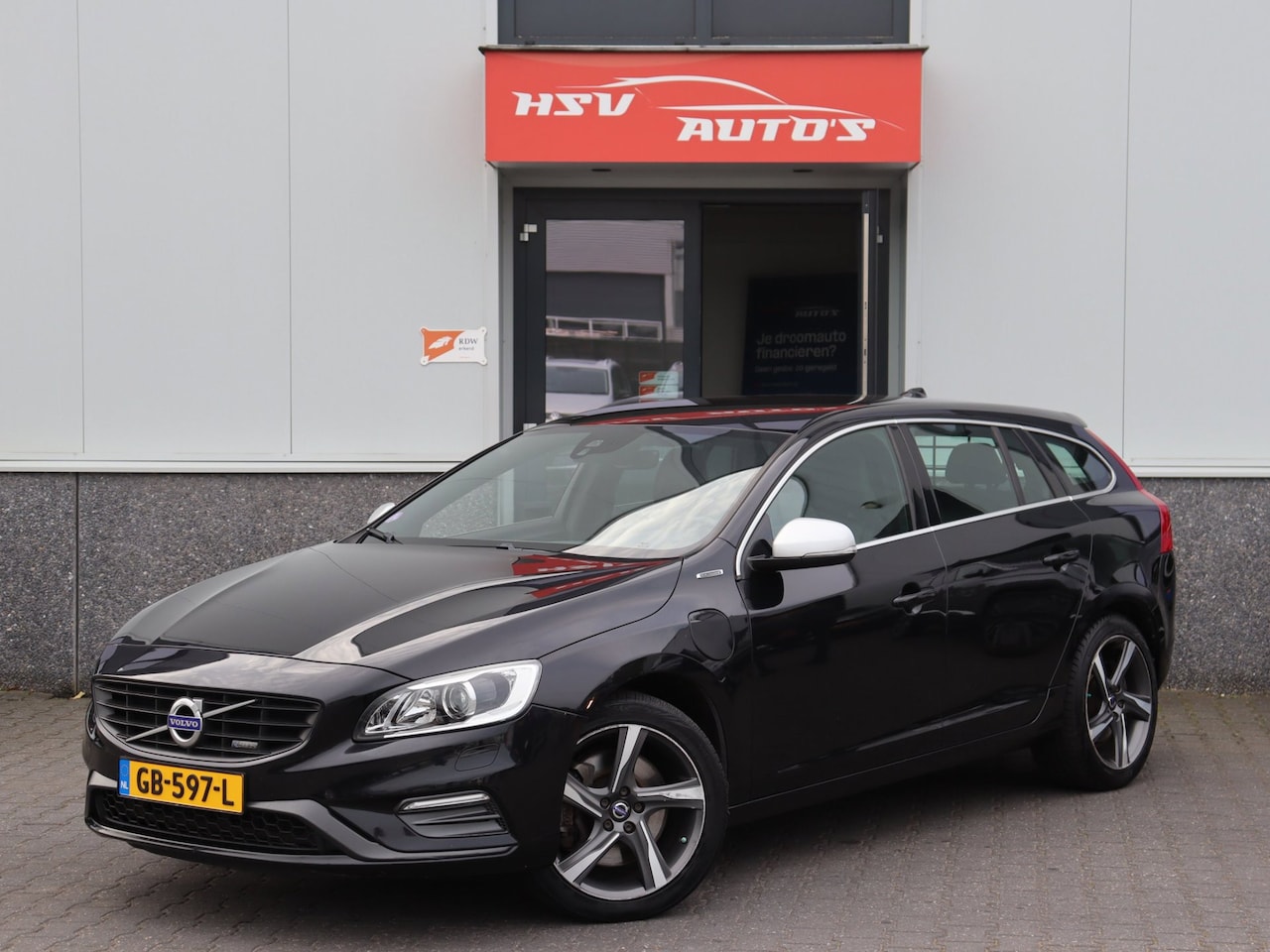 Volvo V60 - 2.4 D6 AWD Plug-In Hybrid R-Design 2.4 D6 AWD Plug-In Hybrid R-Design - AutoWereld.nl