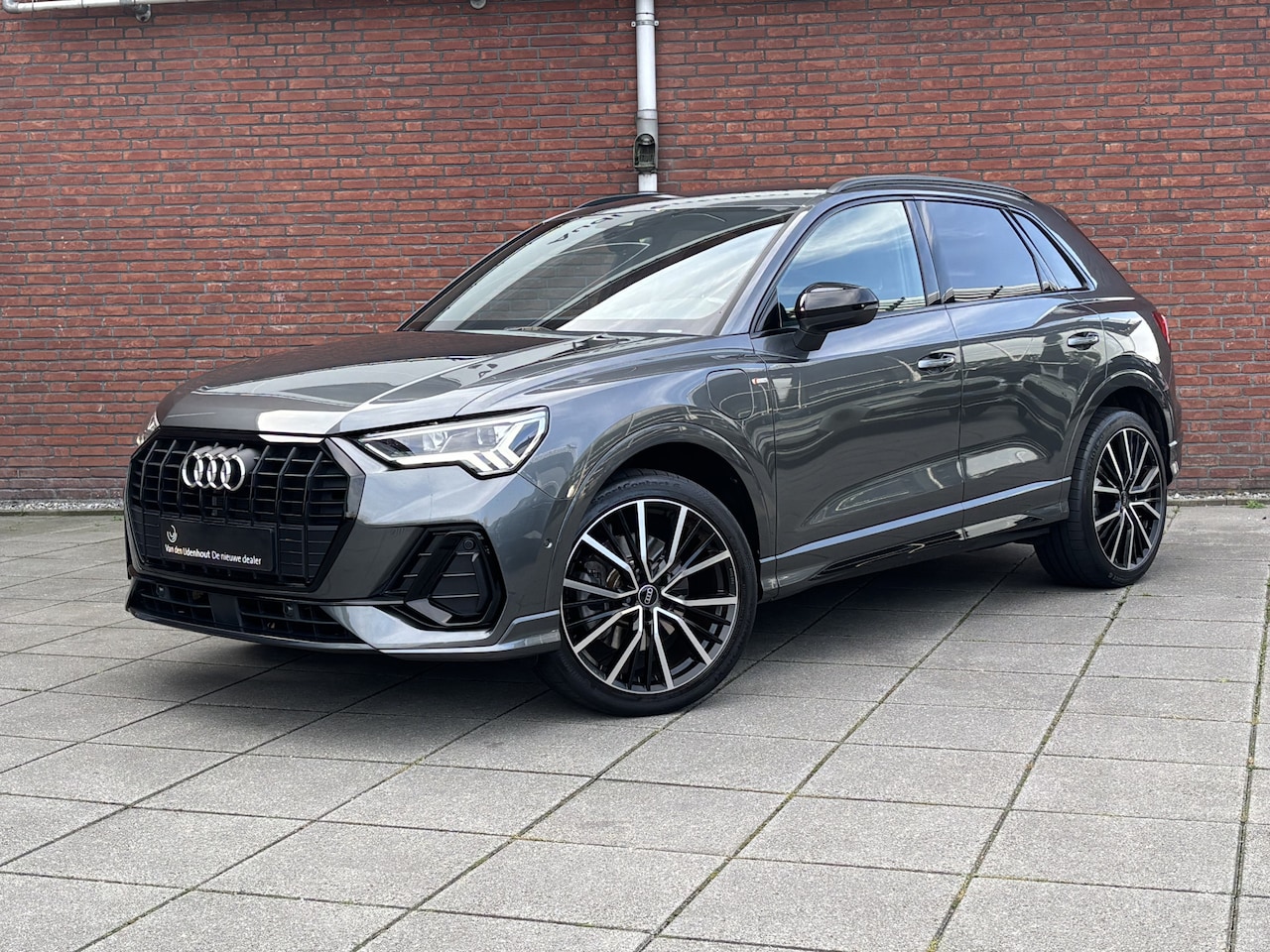 Audi Q3 - 45 TFSI e S Edition 45 TFSI e S edition - AutoWereld.nl