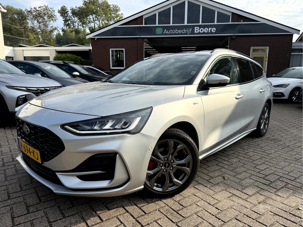 Ford Focus Wagon - 1.0 EcoBoost Hybrid ST Line X 1.0 EcoBoost Hybrid ST Line X Winterpakket, Camera, 17''Lmv - AutoWereld.nl
