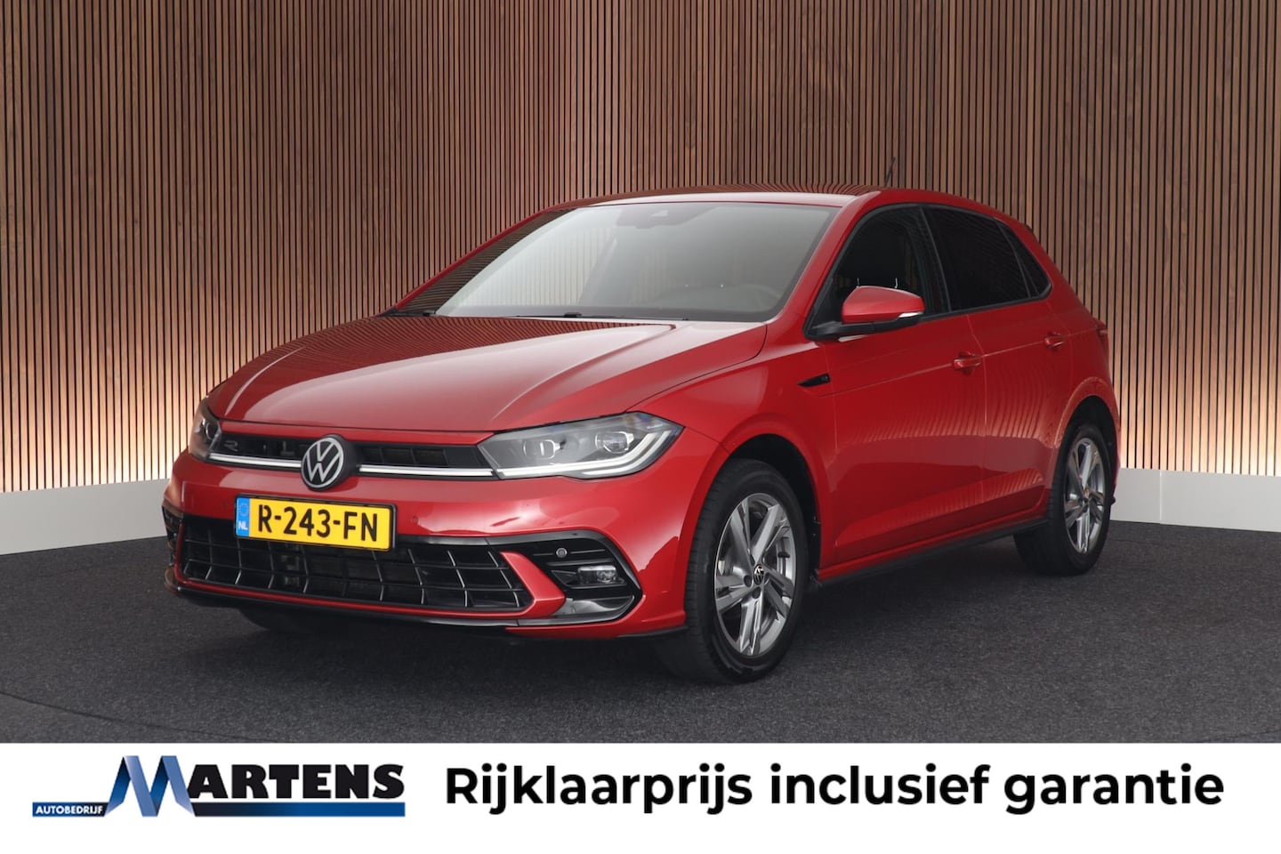 Volkswagen Polo - 1.0 TSI 95pk R-Line Business Stoelverwarming Virtual Cockpit ACC Matrix LED Navigatie - AutoWereld.nl