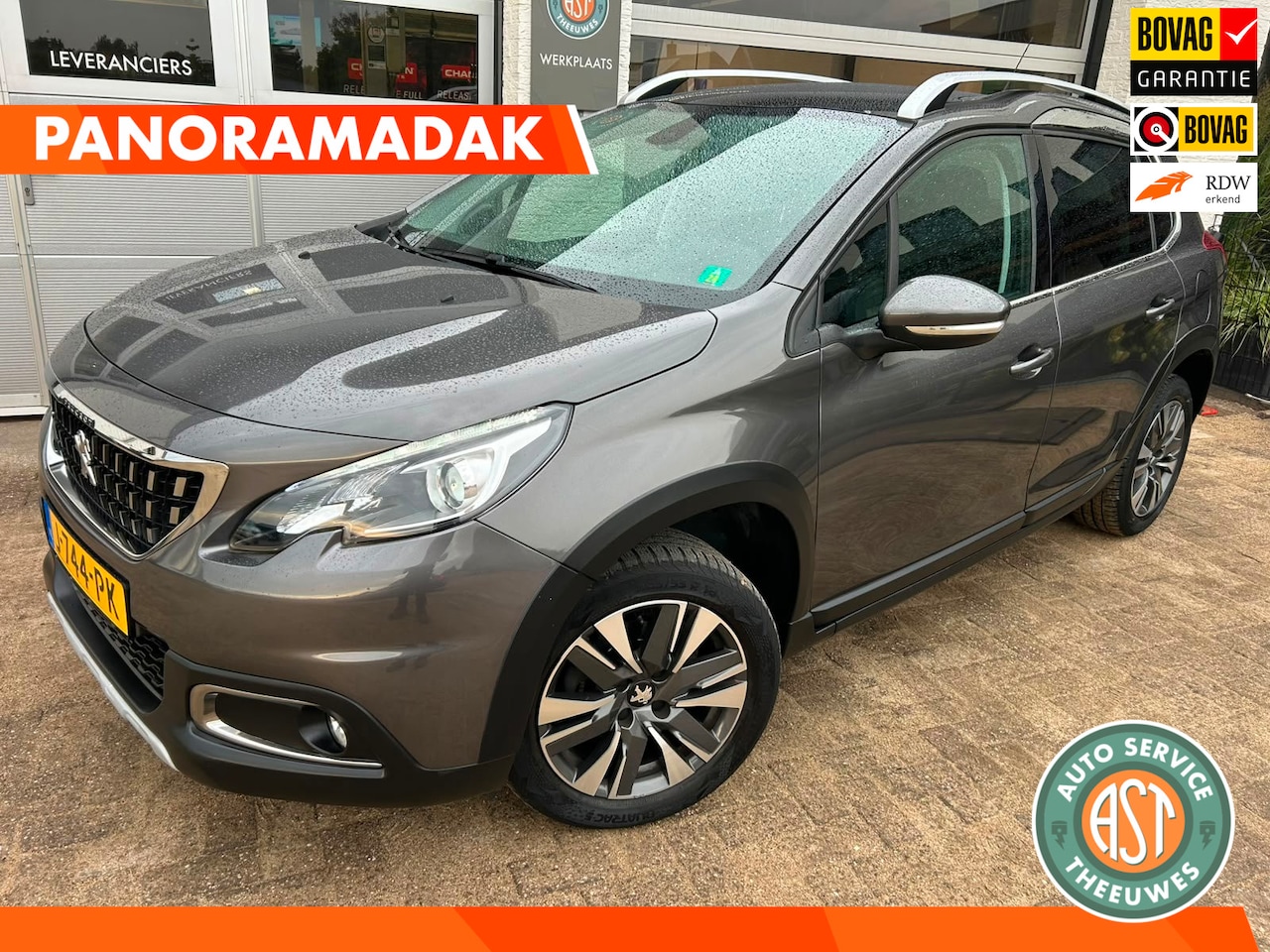 Peugeot 2008 - 1.2 PureTech Allure PANODAK|NAVI|CRUISE|HALF LEER - AutoWereld.nl