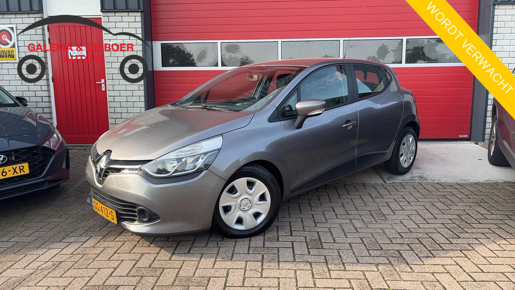 Renault Clio - 0.9 TCe Expression TREKHAAK / AIRCO / NAVI / BLUETOOTH / CRUISE / NL-AUTO - AutoWereld.nl
