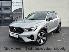 Volvo XC40 - 1.5 T5 Plug-in hybrid Ultimate Dark | Zwenkbare trekhaak | Panoramadak | Blis | Memory | A